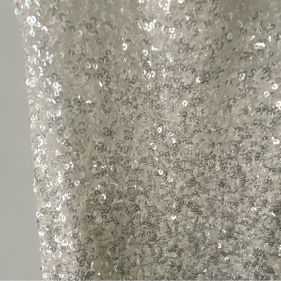 Betsy Adam V-Neck Cutout-Detail Sequinned IvorySilver 4 - Picture 5 of 16